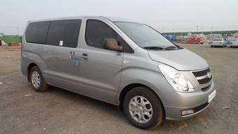 2012 Hyundai Grand Starex Photos