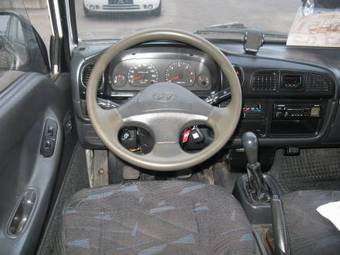 1997 Hyundai H1 Photos
