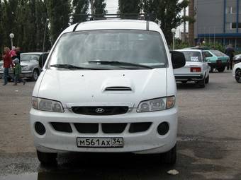 2001 Hyundai H1 Pictures