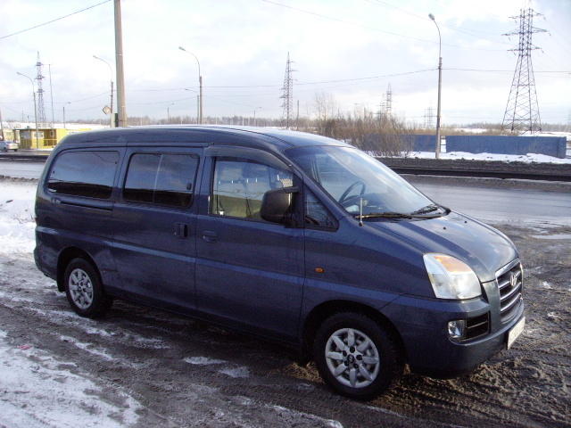 2005 Hyundai H1 specs, Engine size 2.3l., Fuel type