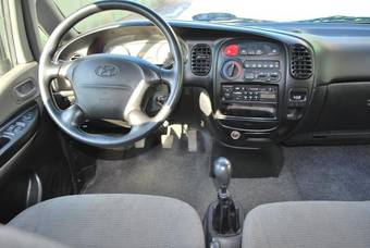 2005 Hyundai H1 Wallpapers