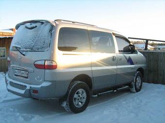 2006 Hyundai H1 Photos