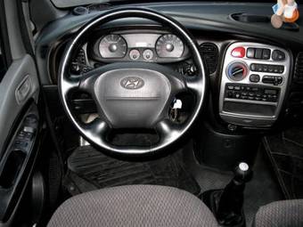 2007 Hyundai H1 Pictures