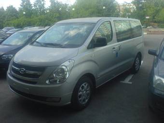 2008 Hyundai H1 Images