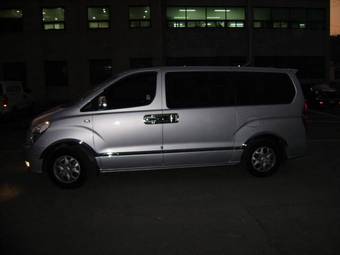 2008 Hyundai H1 Pictures