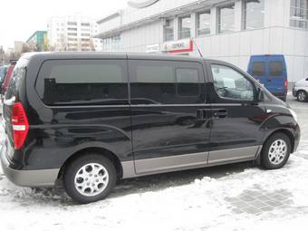 2008 Hyundai H1 Photos