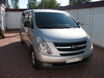 2008 Hyundai H1 Photos