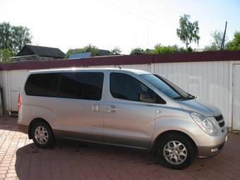 2008 Hyundai H1 Pictures