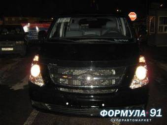 2009 Hyundai H1 Images