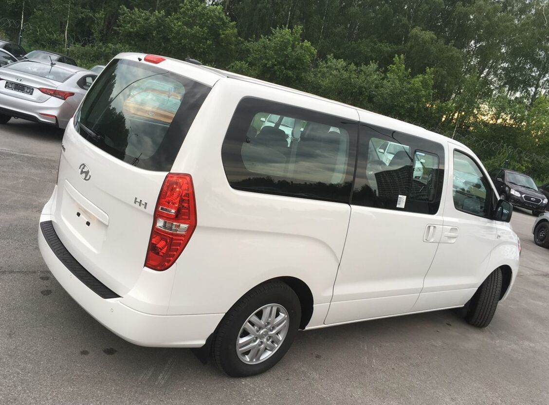 Hyundai h1 2016