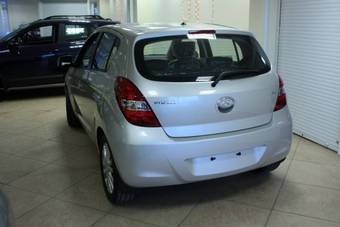 2009 Hyundai I20 Images