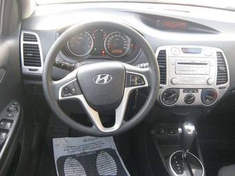 2010 Hyundai I20 Pics