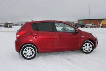 2010 Hyundai I20 Photos
