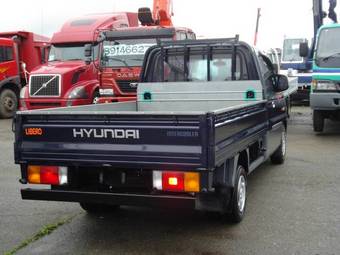 2004 Hyundai Libero Photos