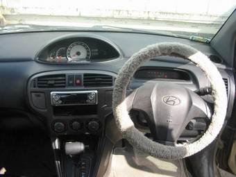 2002 Hyundai Matrix Pictures