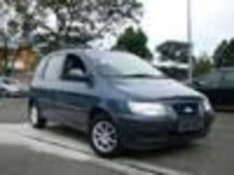 2003 Hyundai Matrix Photos