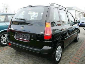 2003 Hyundai Matrix Photos