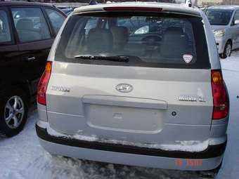 2004 Hyundai Matrix Images