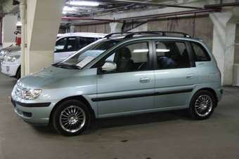 2004 Hyundai Matrix Pictures