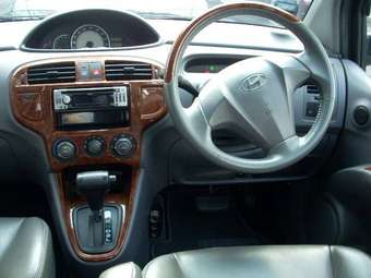 2004 Hyundai Matrix Photos