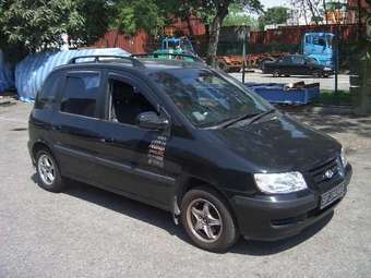 2004 Hyundai Matrix Photos