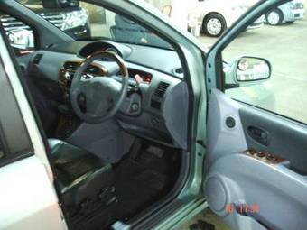 2004 Hyundai Matrix Photos