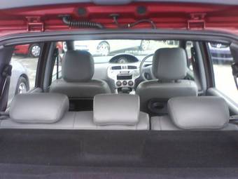 2004 Hyundai Matrix Photos