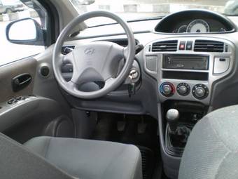 2004 Hyundai Matrix Images