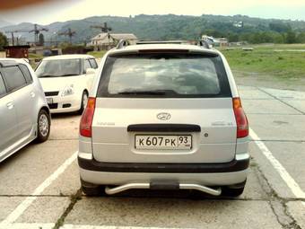 2004 Hyundai Matrix Photos