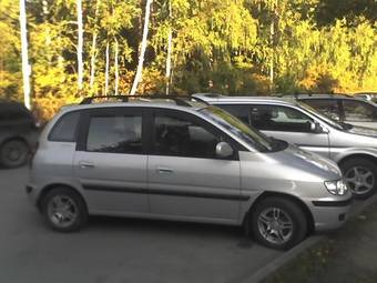 2004 Hyundai Matrix Photos