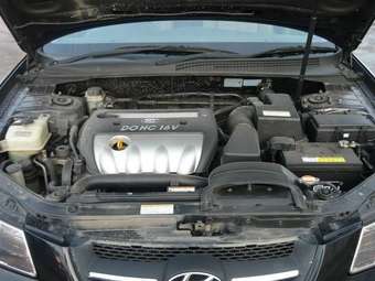 2005 Hyundai NF Pictures