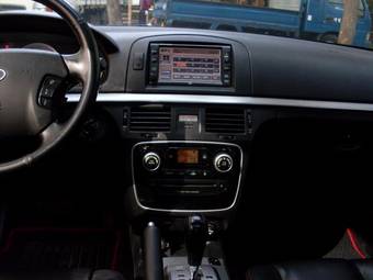 2005 Hyundai NF Photos