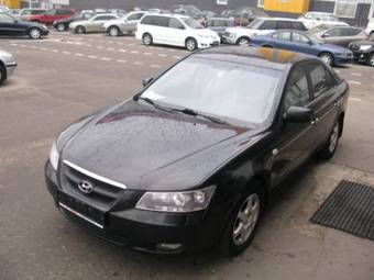 2005 Hyundai NF Images