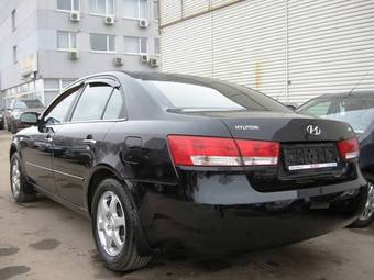 2005 Hyundai NF Photos