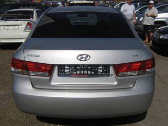 2005 Hyundai NF Photos