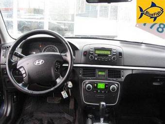 2006 Hyundai NF Photos