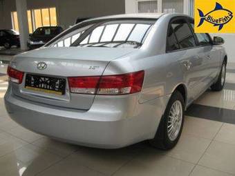 2006 Hyundai NF Photos