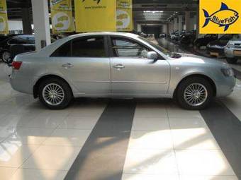 2006 Hyundai NF Photos
