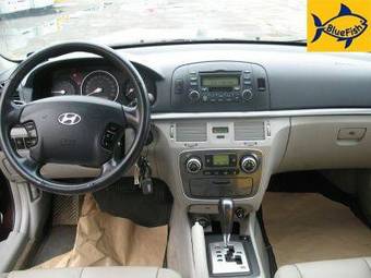 2006 Hyundai NF Images