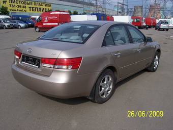 2006 Hyundai NF Pictures
