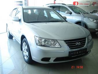 2009 Hyundai NF Photos