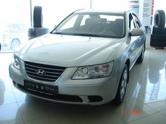 2009 Hyundai NF Pictures