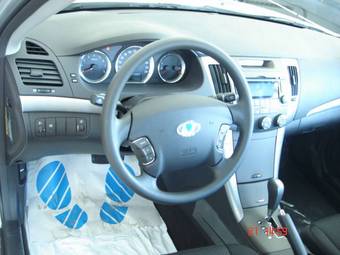 2009 Hyundai NF Photos