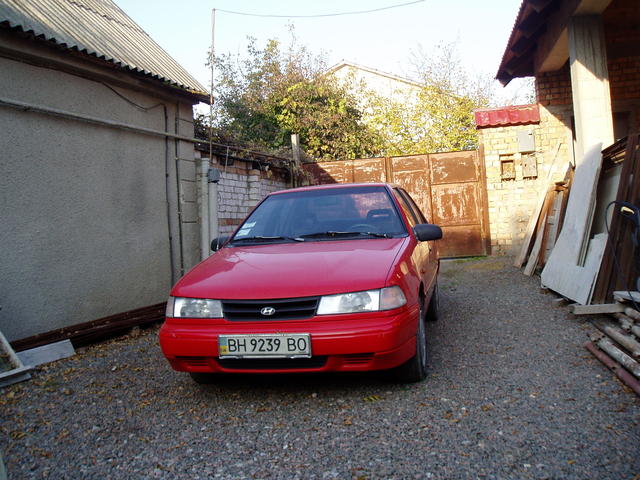 1994 Hyundai Pony