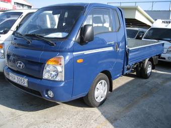 2005 Hyundai Porter Pictures