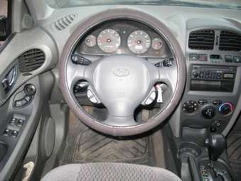2002 Hyundai Santa Fe Images