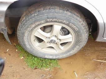 2002 Hyundai Santa Fe Images