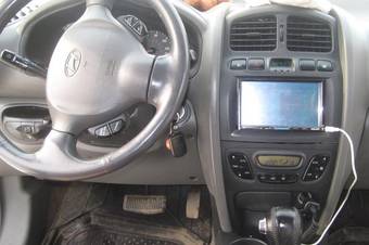 2003 Hyundai Santa Fe Photos