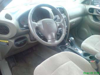 2004 Hyundai Santa Fe Pictures