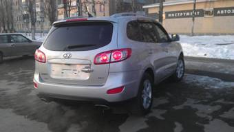 2010 Hyundai Santa Fe Images